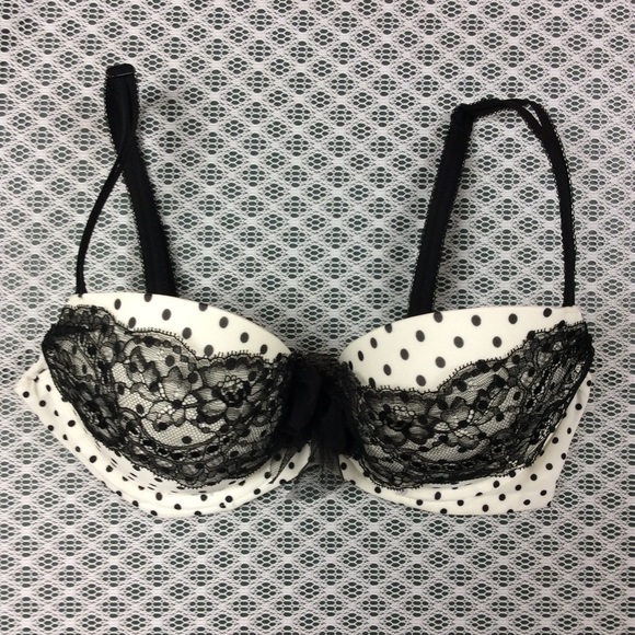 Victoria's Secret Other - Victoria’s Secret Bra Size 34C Victoria's Secret Other - Victoria’s Secret Bra Size 34C